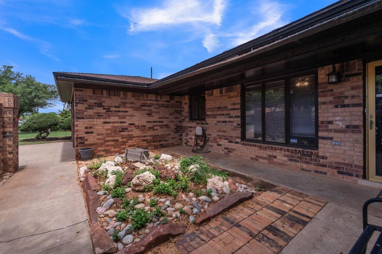 Homestead House - In Shadow Hills Golf Course Division Home Lubbock Buitenkant foto