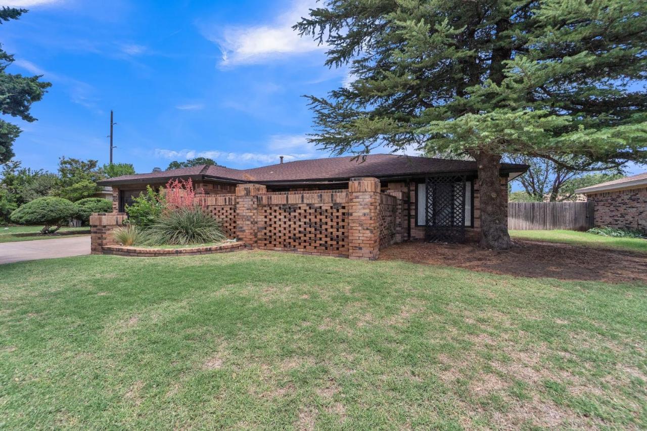 Homestead House - In Shadow Hills Golf Course Division Home Lubbock Buitenkant foto